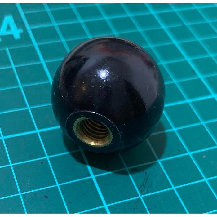 Ball knob M8