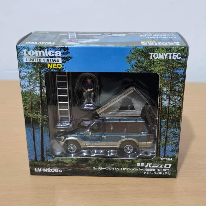 TLV Tomica Limited Vintage Neo Pajero Mid Roof Wide LV N206c Hobby Koleksi Mobil Mainan Mini Scale