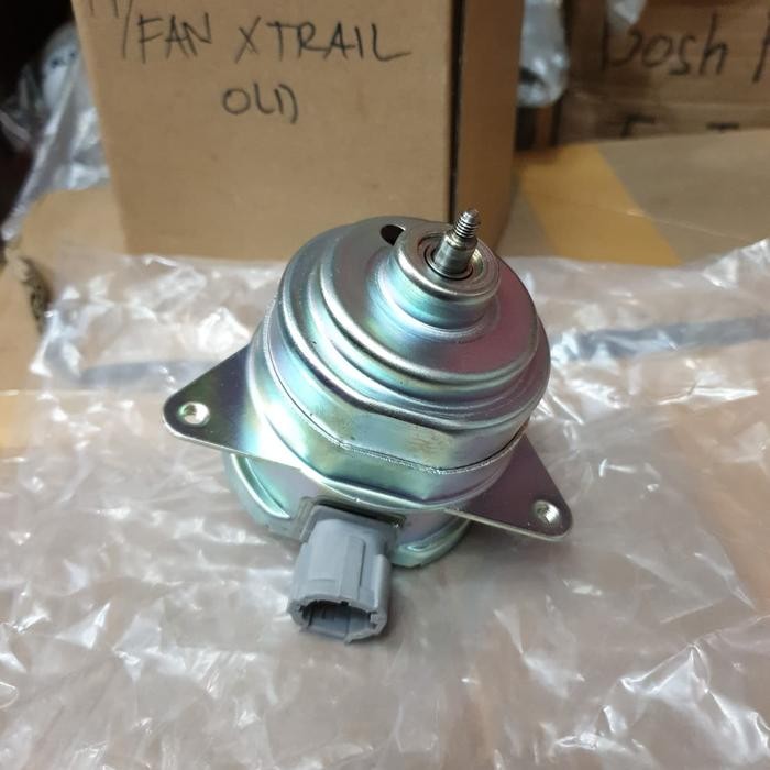 Motor fan radiator serena C24 / xtrail T30