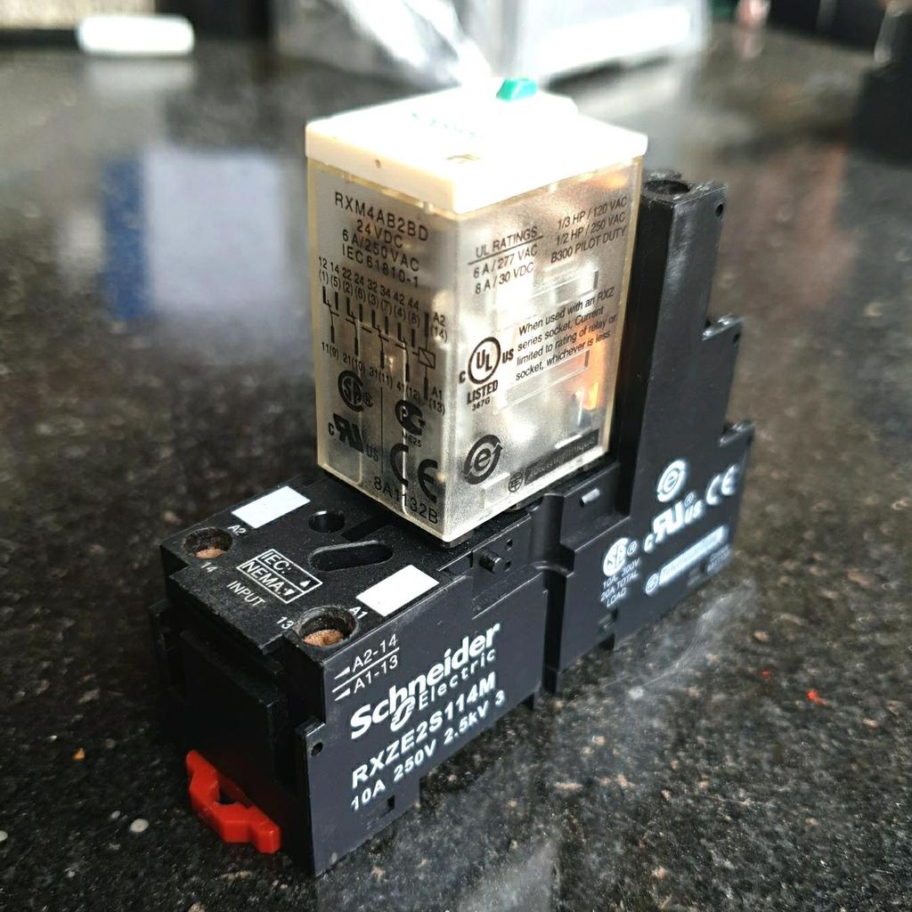 relay schneider,telemecanique coil 24vdc 4pole