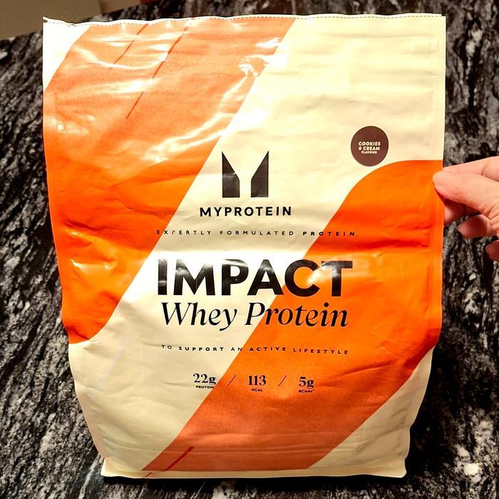 SHARE 1 serving 30gr - MyProtein Impact WHEY Protein Powder Cookies and Cream - Bubuk Protein repa