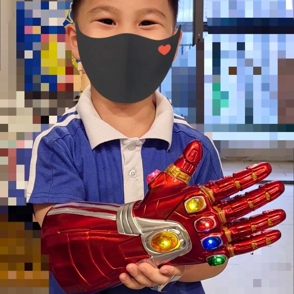 Marvel Iron Man Glove with Removable/Non-Removable Gem Stones, Ironman Fist Cos, Infinity Gauntlet,