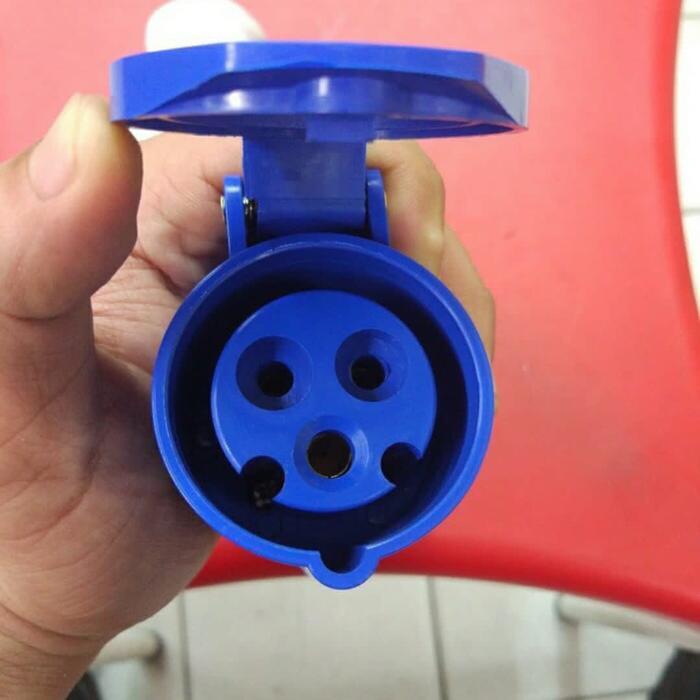 Soket Industri Mobile Mounting Industri Plug 3Pin 16A
