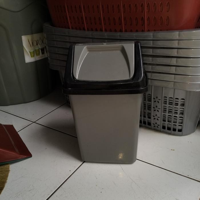 tempat sampah mini / tempat sampah 5 liter