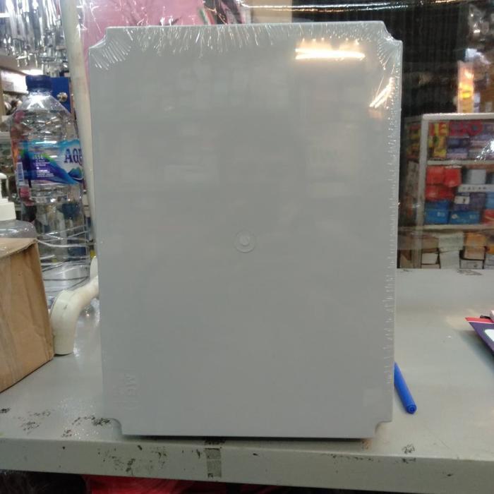 Box Panel Listrik Pvc / Plastik 21,5X29X12Cm