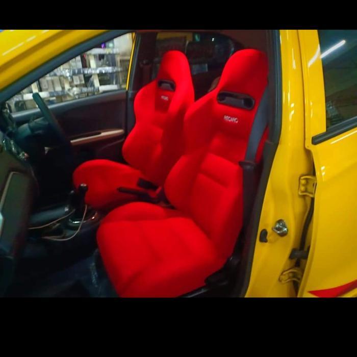 jok racing buat mobil brio terlaris