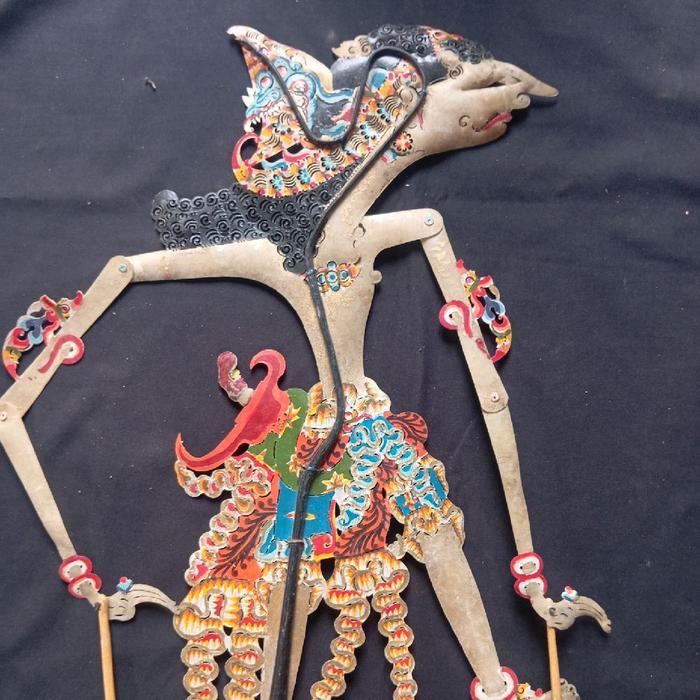 TERLARIS wayang kulit lawasan asli, kulit kerbau,gapit kayu, tuding kayu,lawasan,utuh,