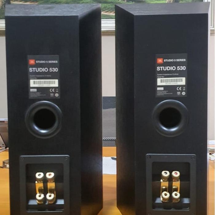 JBL STUDIO 530 bookshelf loudspeaker