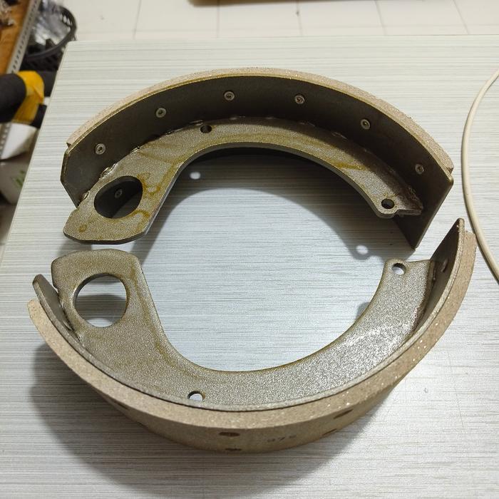 Jual Kampas Rem Tangan / Sepatu Rem Tangan Eaton Hino Engkle Fg325 / 210 Kode 109