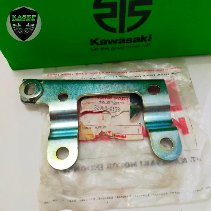 Breket Knalpot Zx130 32069-0138