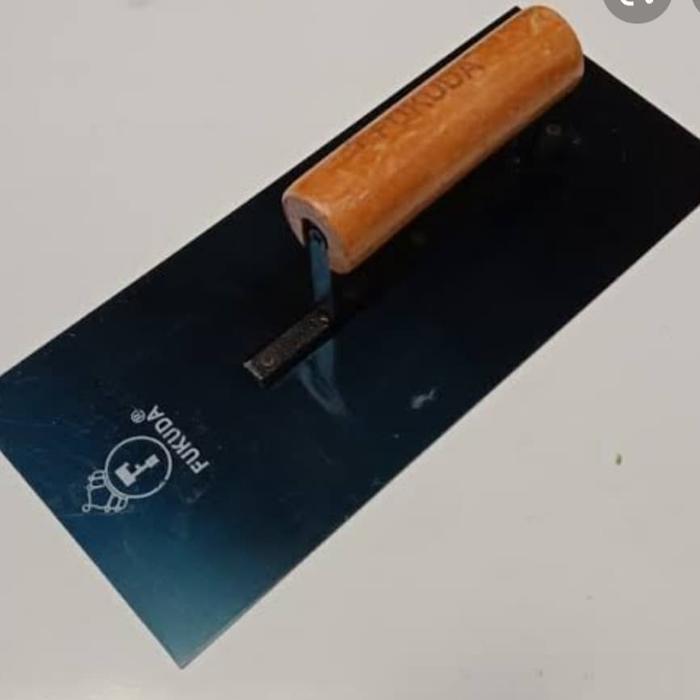 Cetok Koratek/Trowel /Roskam Fukuda buat Poles Lantai