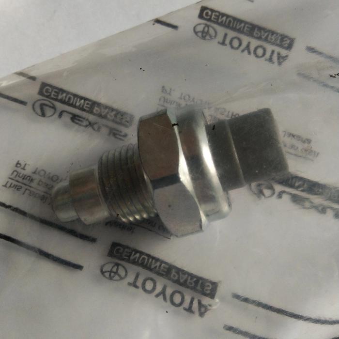 Baru Switch Atret Mundur Toyota Hilux Ln106 Ln107 Ln111 Ln130 Oem Ori Berquality