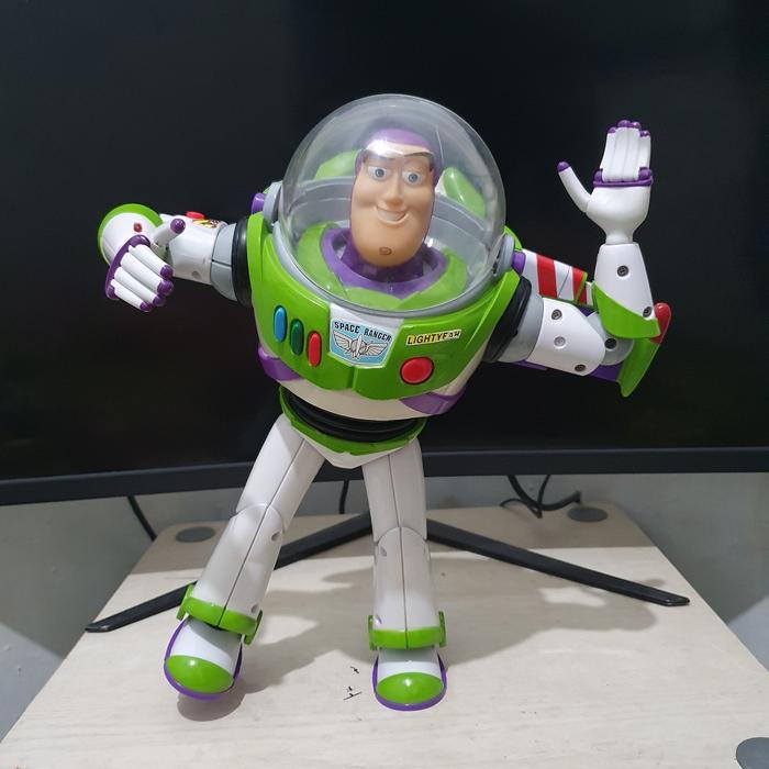 Buzz Lightyear Thinkway Toys