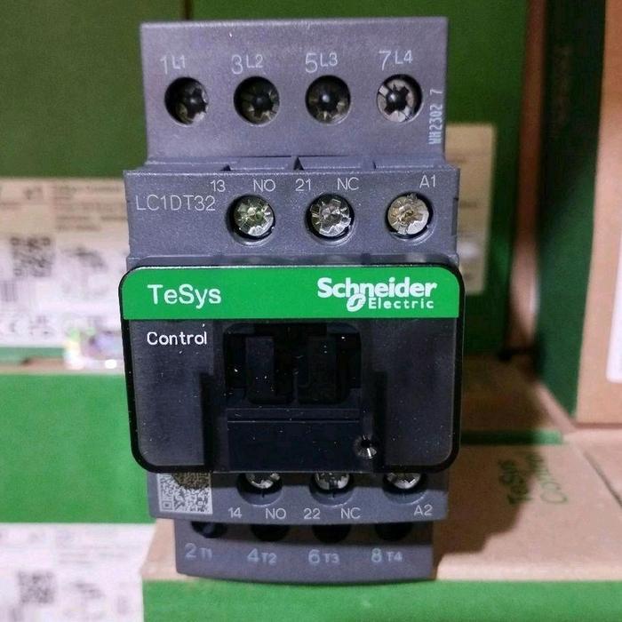 CONTACTOR KONTAKTOR LC1DT32 4P CONTACTOR LC1DT32 M7 4P / LC1DT32M7 220V 4P LC1DT 32A