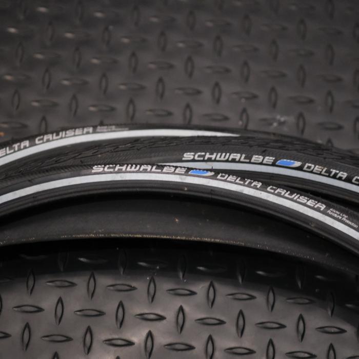 ban luar swalbe 700x32c delta cruiser