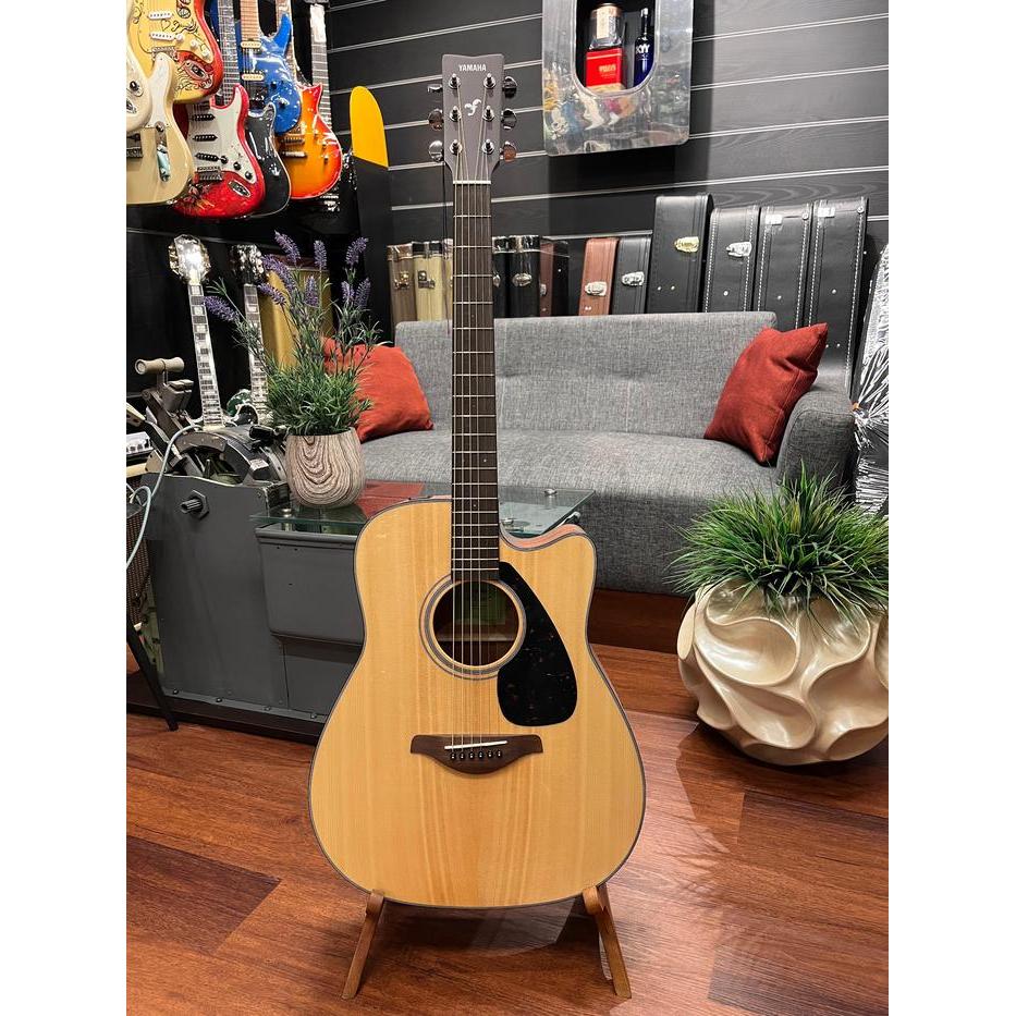 Yamaha FGX800C Dreadnought Cutaway Natural