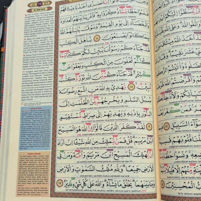 Sedia Al-Quran Terjemah Latin Al-Karim Uk A5 Alquran tajwid warna dan terjemahan Alkarim