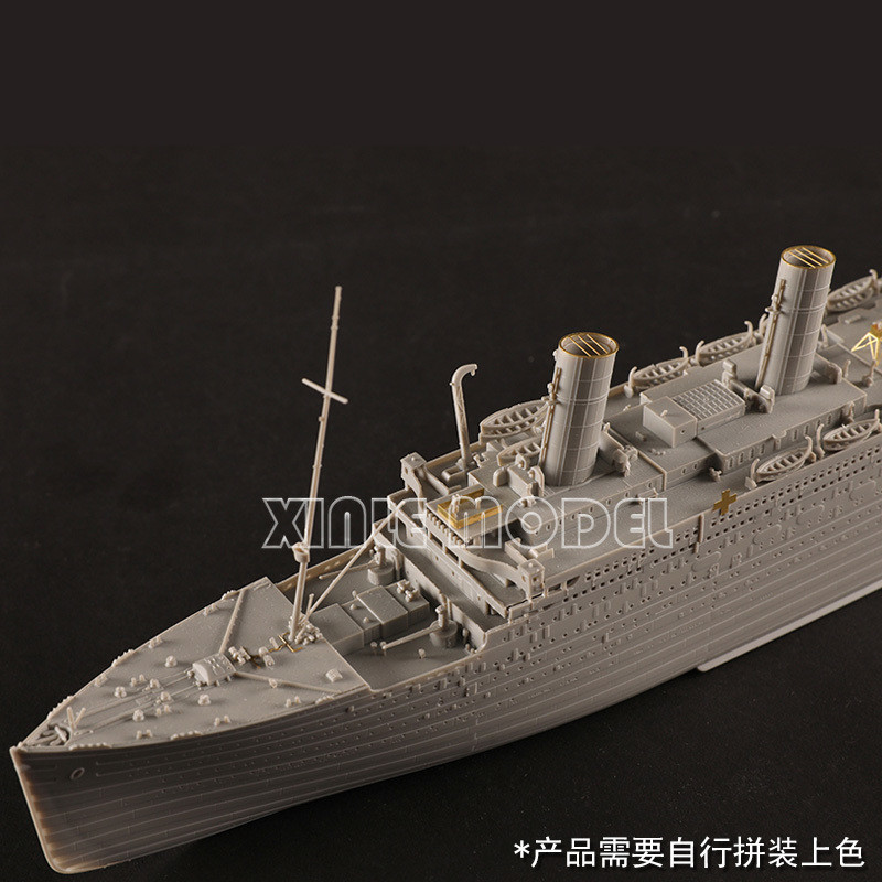 Trumpeter Plastic Assembled Ship Model Kit 83422 HMHS Britannic 1/700
