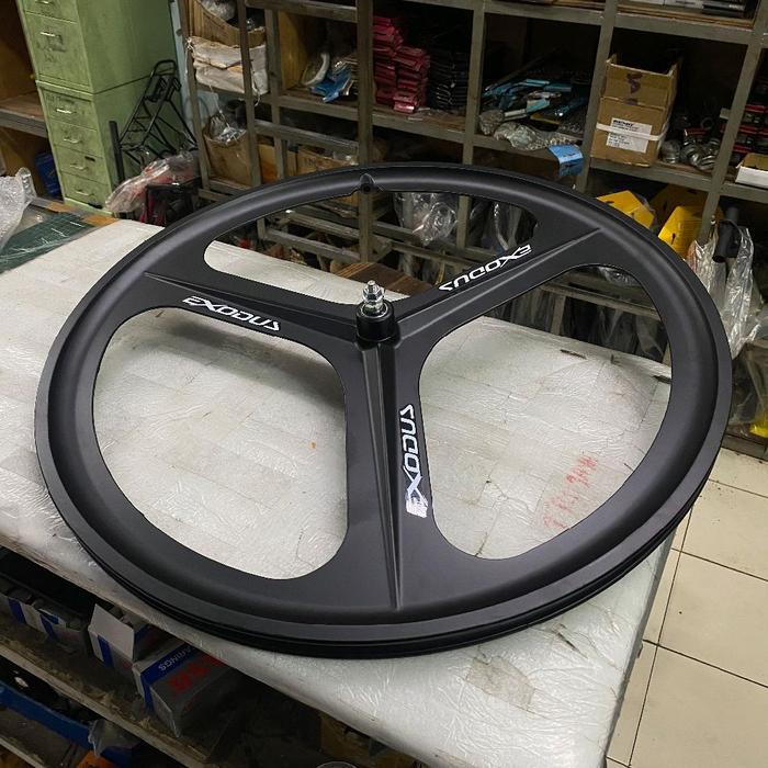 Wheelset Velg Depan Palang Trispoke 700c Alloy Bearing EXODUS Putih Dan Hitam Sticker Scotlite