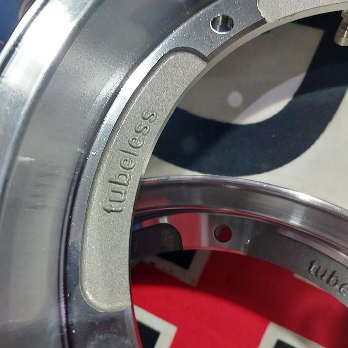 velg vespa tubeless Ring 10