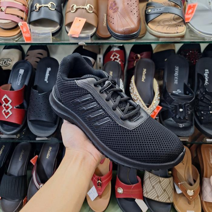 SEPATU SEKOLAH RUNNER BERTALI HITAM 38-43