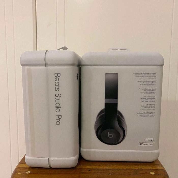BEATS STUDIO PRO Headphone Wireless Bluetooth Noise Cancelling
