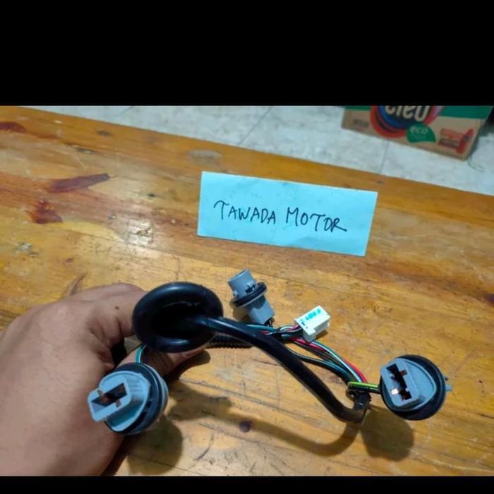 Soket Fitting Lampu Stop Assy Honda Mobilio