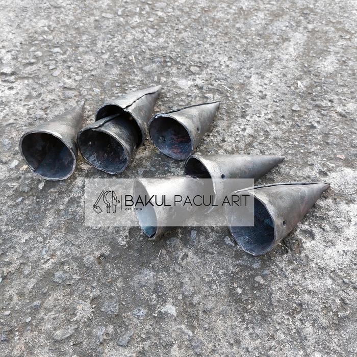 Klontong Gejek Bahan Besi Tebal Alat Tanam Jagung