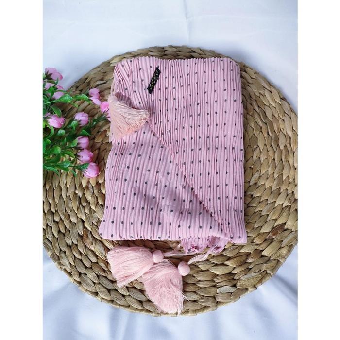 uek4- Segiempat Plisket Polkadot / Hijab Segi Empat Bandul / Segitiga Instan Voal