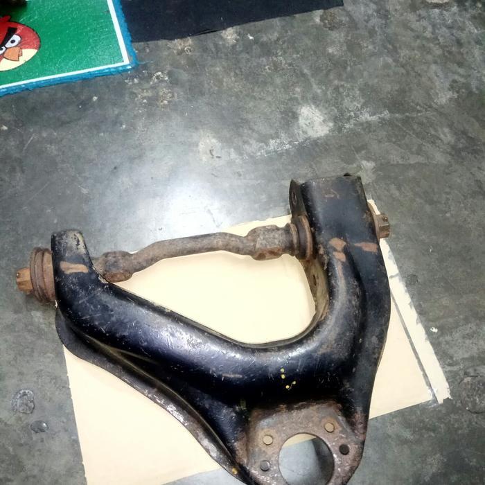 Sayap Atas Upper Arm Toyota Kijang Super Grand Kapsul