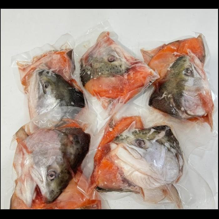 Kepala Ikan Salmon / Ikan Salmon Head ( Norwegian Salmon)