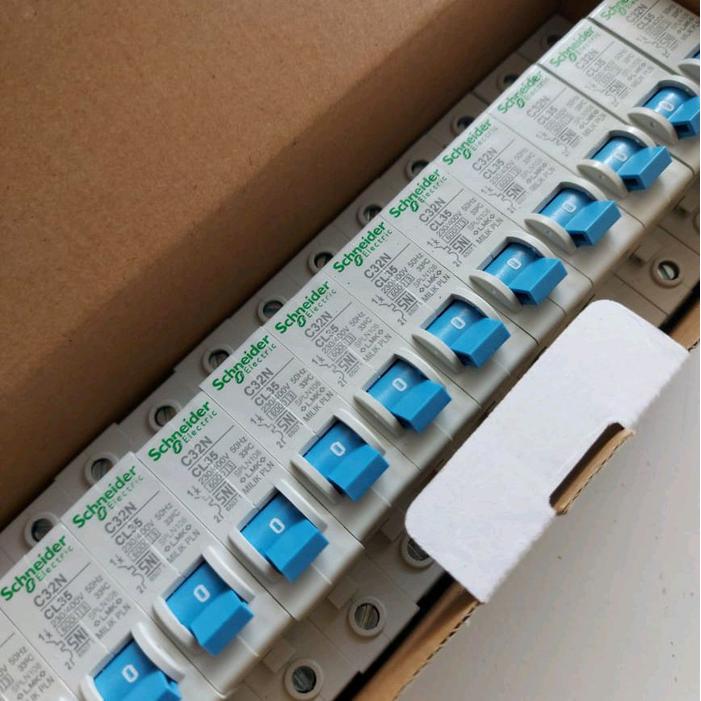 MCB 35A SCHNEIDER 1PHASE BIRU ORIGINAL PLN
