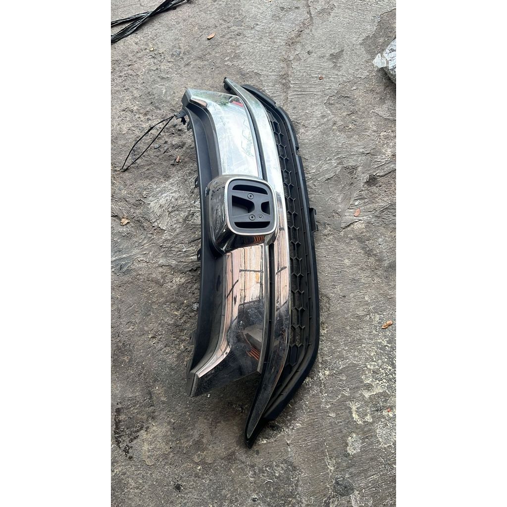 Grill radiator honda brv 2016-2017-2018-2019 original