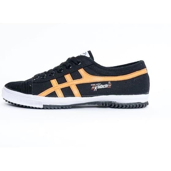 Victor Sports - Sepatu Kodachi 8172 Hitam Lis Orange / Sepatu Kodachi 8172 Classic