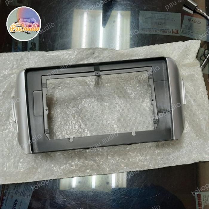 frame double din android 10 inch innova reborn