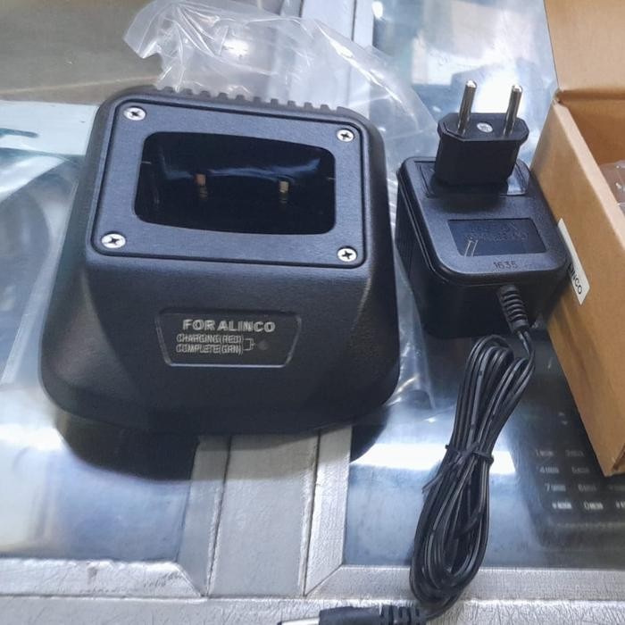 Alinco EDC-97 EDC-100 Charger HT DJ-195 DJ-196 EBP-51N CHARGER DJ196