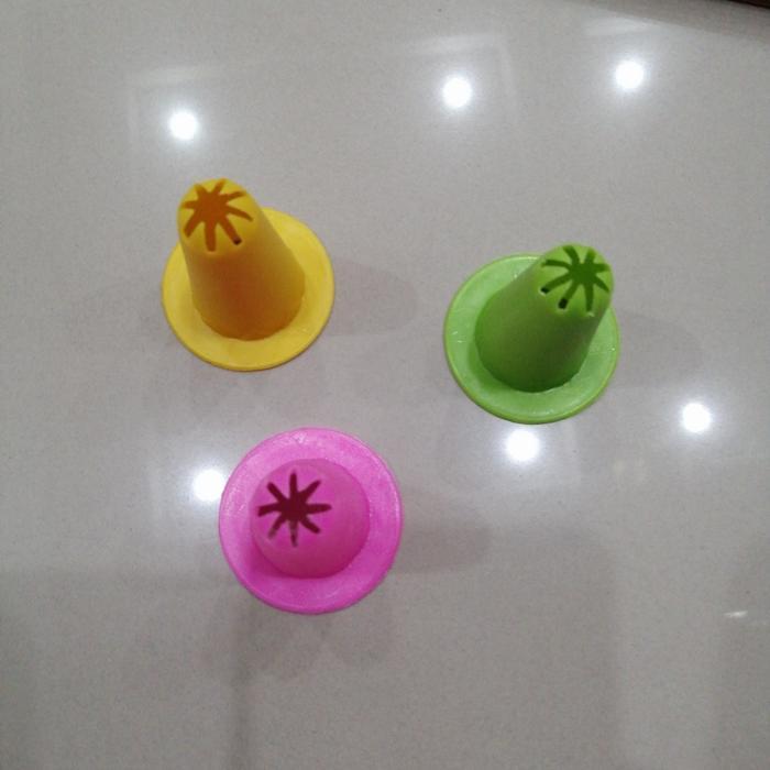 Cetakan kue kering semprit dahlia