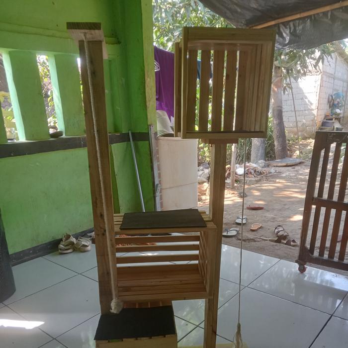 cat condo kucing rumah / Cat Tree, Cat Tower atau Cat Condo