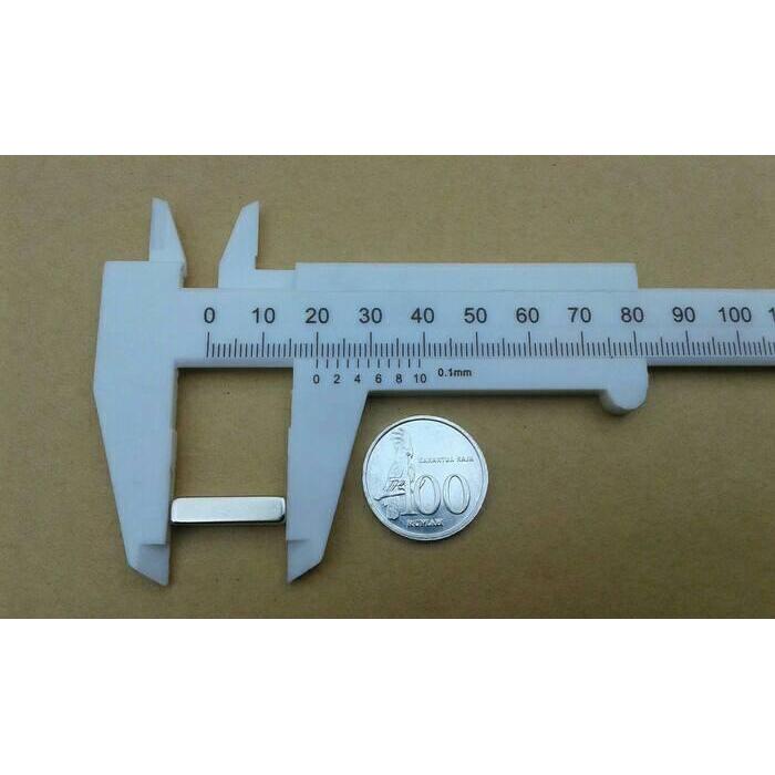 "New" Magnet Neodymium Batang 20x5x5 mm