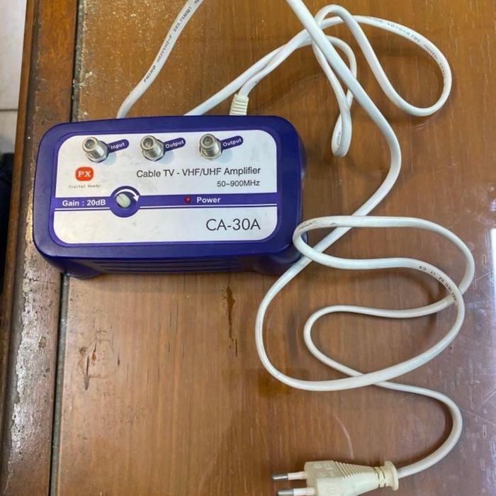 Cable TV VHF/UHF AMPLIFIER 50-900 MHZ
