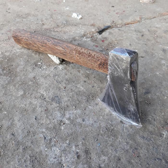 Kapak Baja Aren Kecil