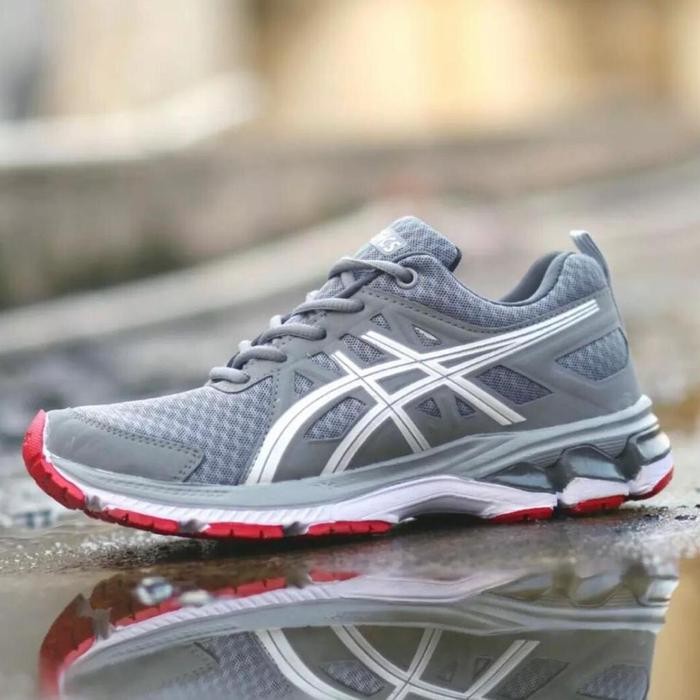 Desle - Sepatu Volly Pria Sneaker