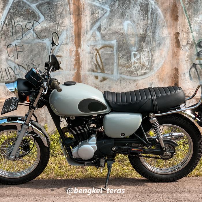 Shockbreaker Belakang Chroom Kawasaki W175