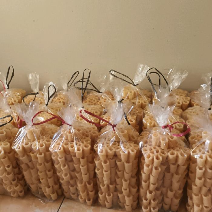 TERLARIS Seroja /Kembang Goyang Snacks Khas Ciamis 500 Gram & 1000 Gram Varian Daun Jeruk Ketumbar