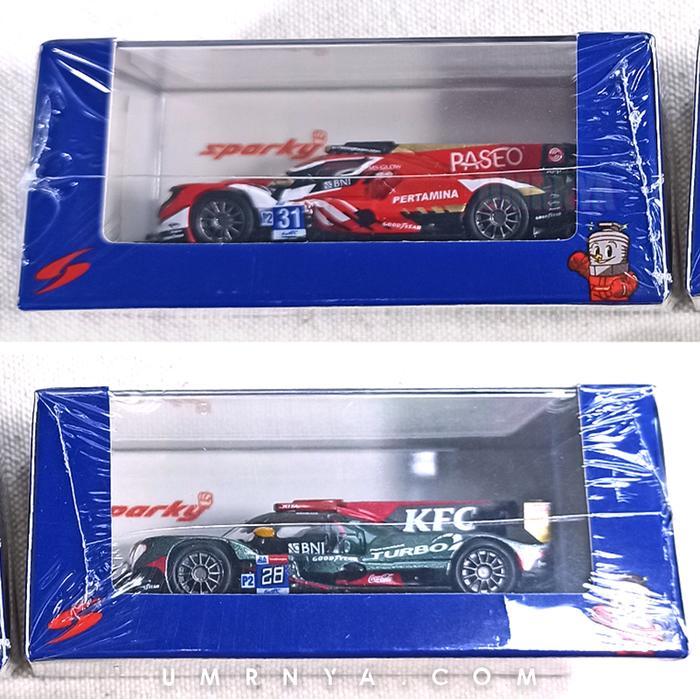 Mobil Diecast 1:64 sparky 24h le mans KFC Gibson no 28&31 Merah Hijau