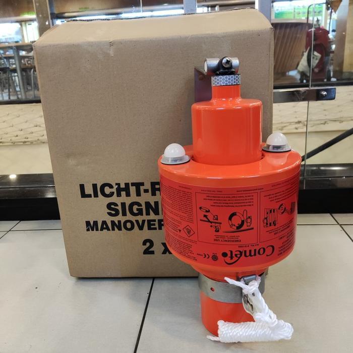 Ready New Light Smoke Signal MOB Comet Original Sinyal Cahaya Asap Bahaya Laut