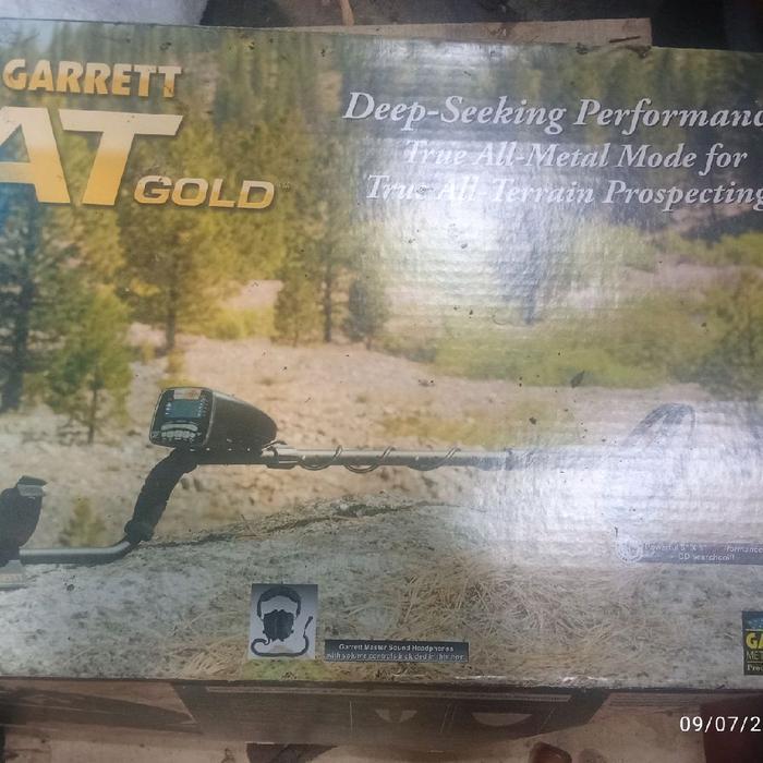 Garrett AT gold metal detektor logam mulia
