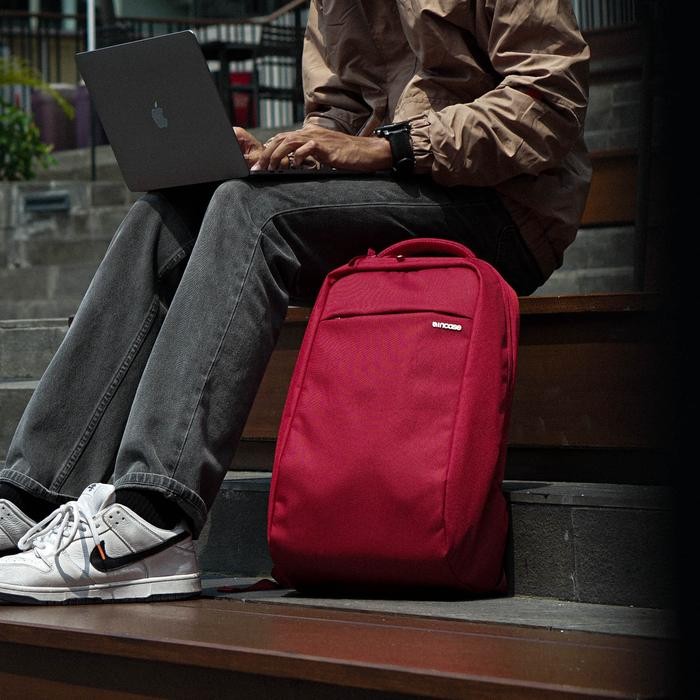 TERLARIS Incase Icon Lite Tas Ransel Backpack Macbook Up To 16 inch (INCO100279) Tas Ransel Tas Pria