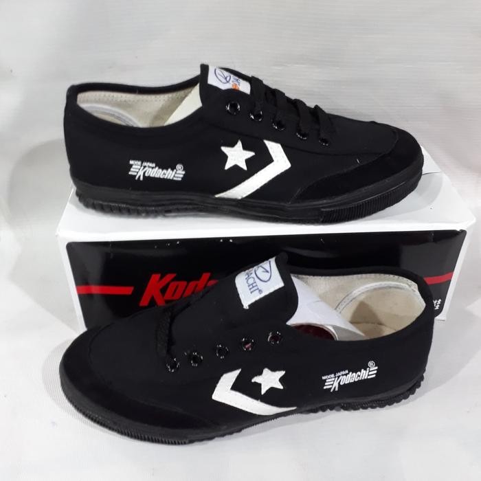 sepatu KODACHI hitam polos original kodachi bintang