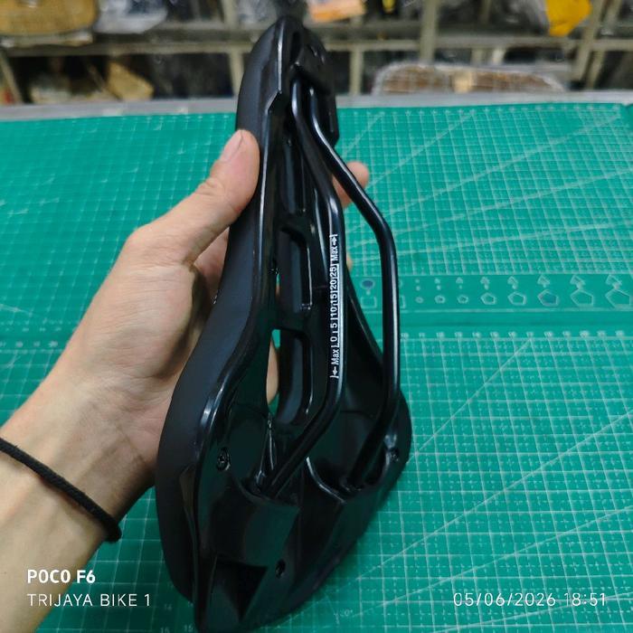 Promo Sadel Jok Sepeda Westbiking Taffsport Fixie Roadbike Mtb Lipat Folding Model Fizik Bolong